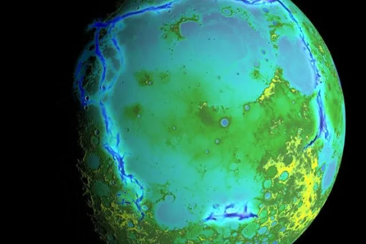 La superficie craterizzata della Luna