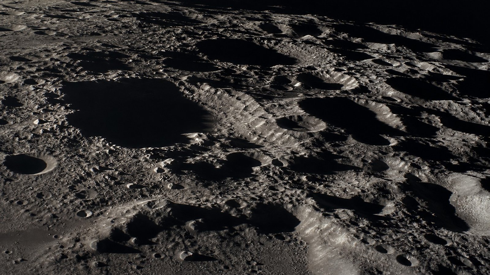Acqua sulla Luna: la scoperta che ha cambiato l'esplorazione lunare